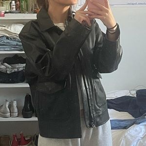VINTAGE GAP LEATHER JACKET